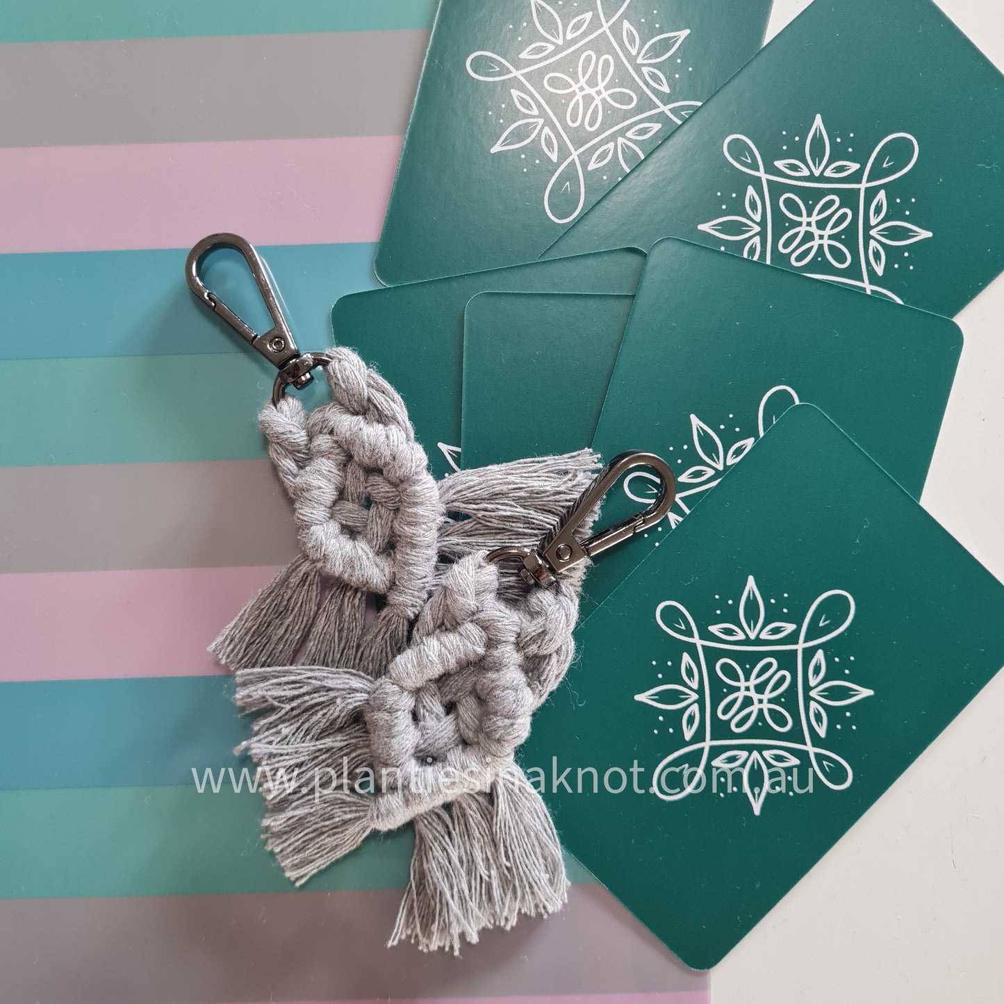 Keyring Frills.