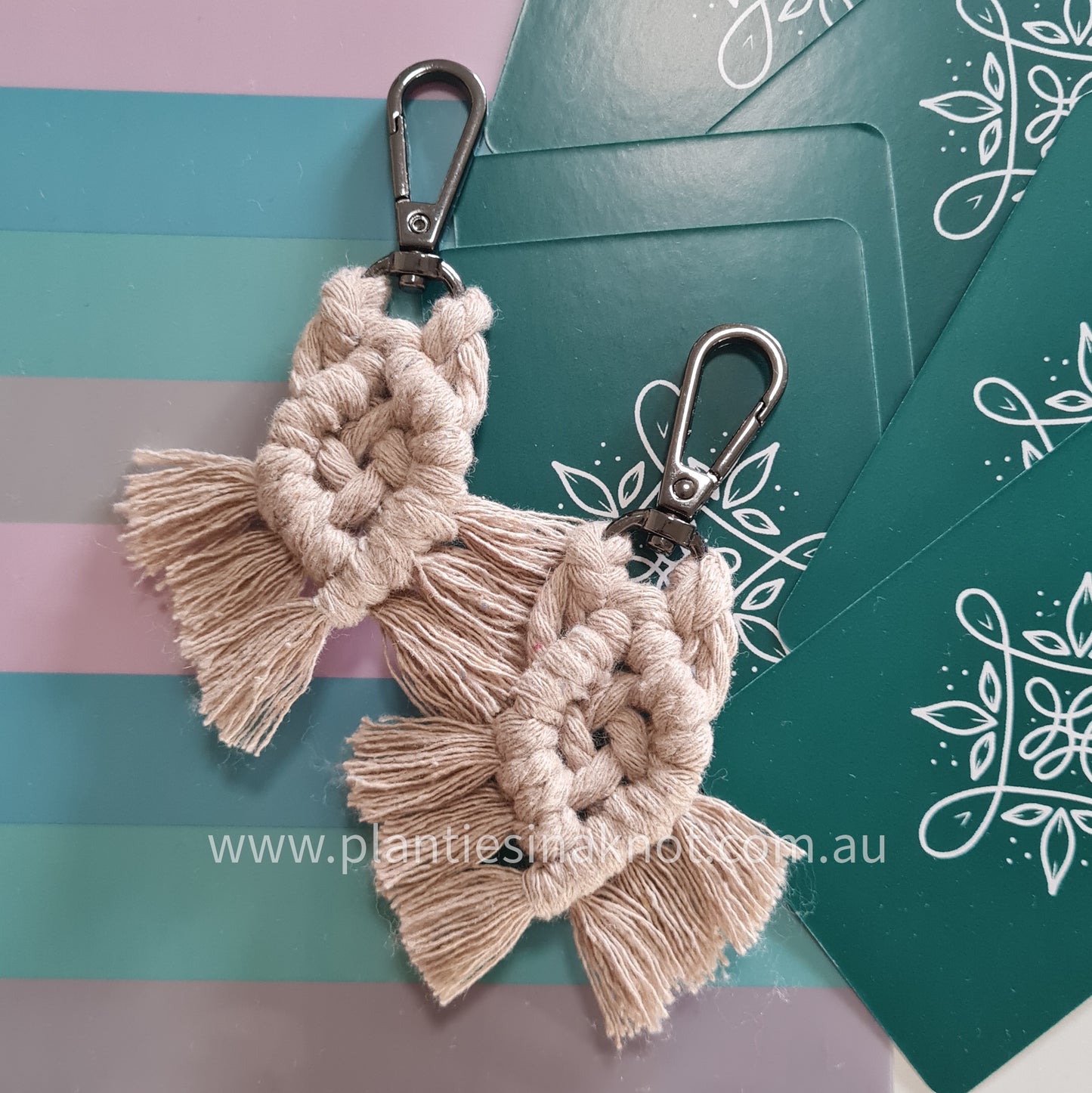 Keyring Frills.
