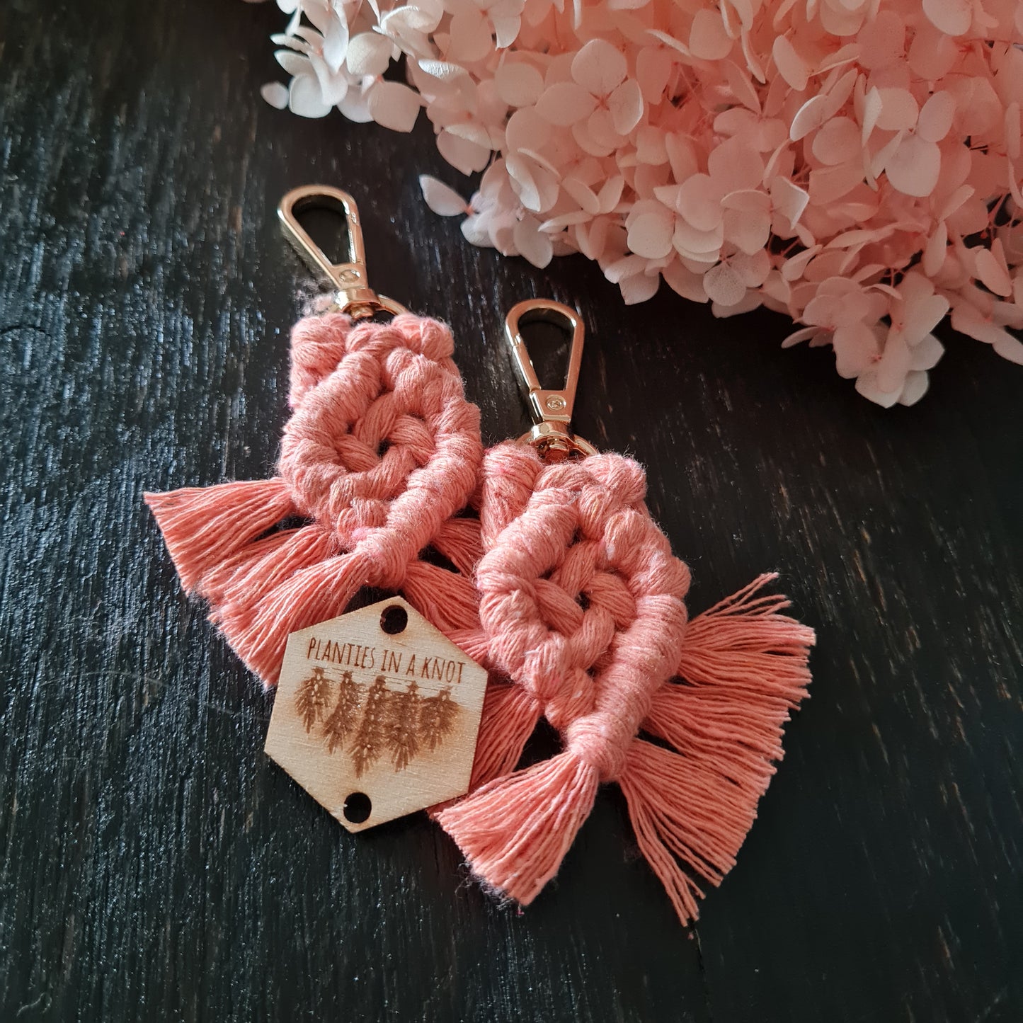 Keyring Frills.