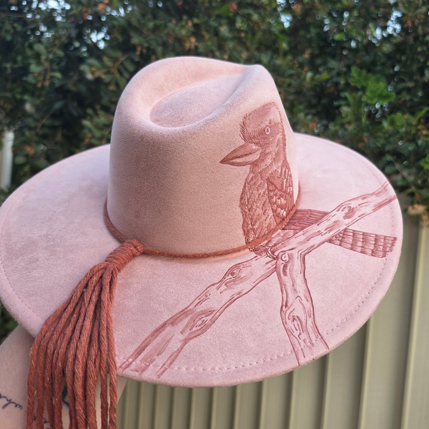 *NEW 019 Blush Kookaburra w/ Gum Leaves