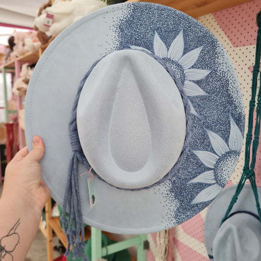 013 Hand Burnt - Light Blue Flowers Dotted