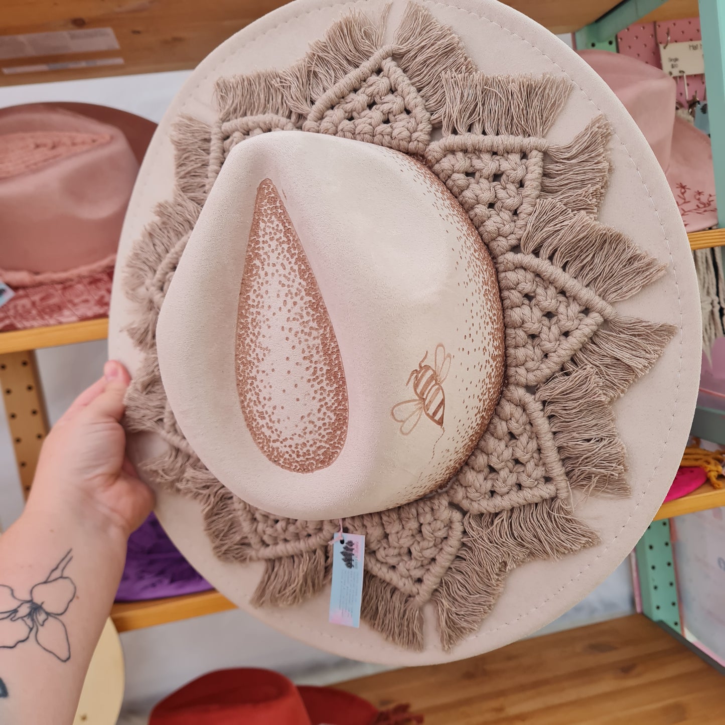 006 Hand Burnt - Beige Sunflower