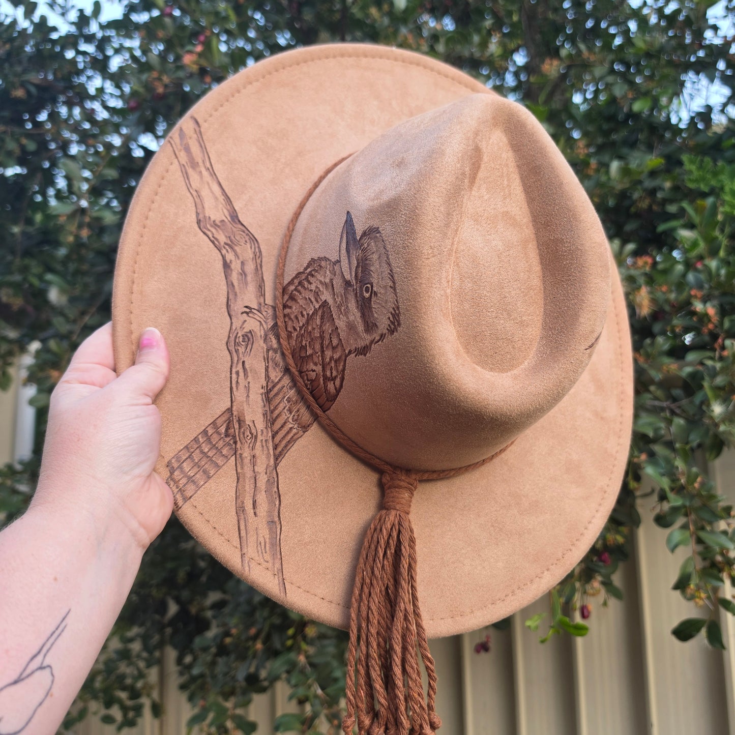 *NEW 018 Brown Kookaburra w/ Gum Leaves
