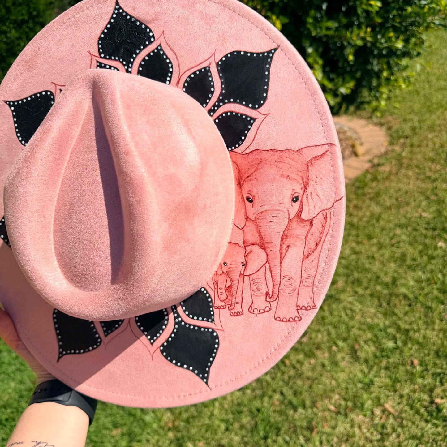*NEW 1011 Blush with Elephants