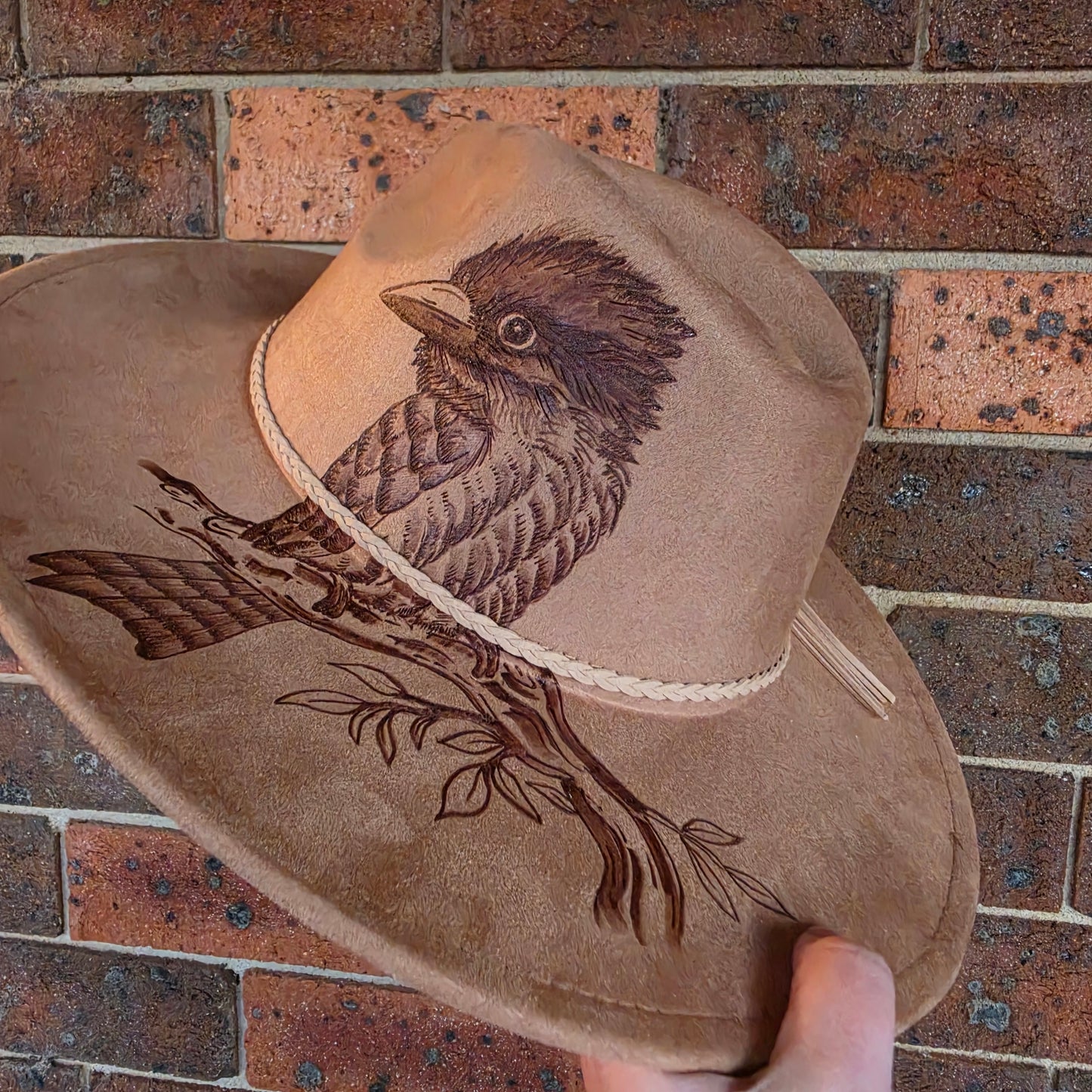 *NEW 1009 Brown w/ Kookaburra
