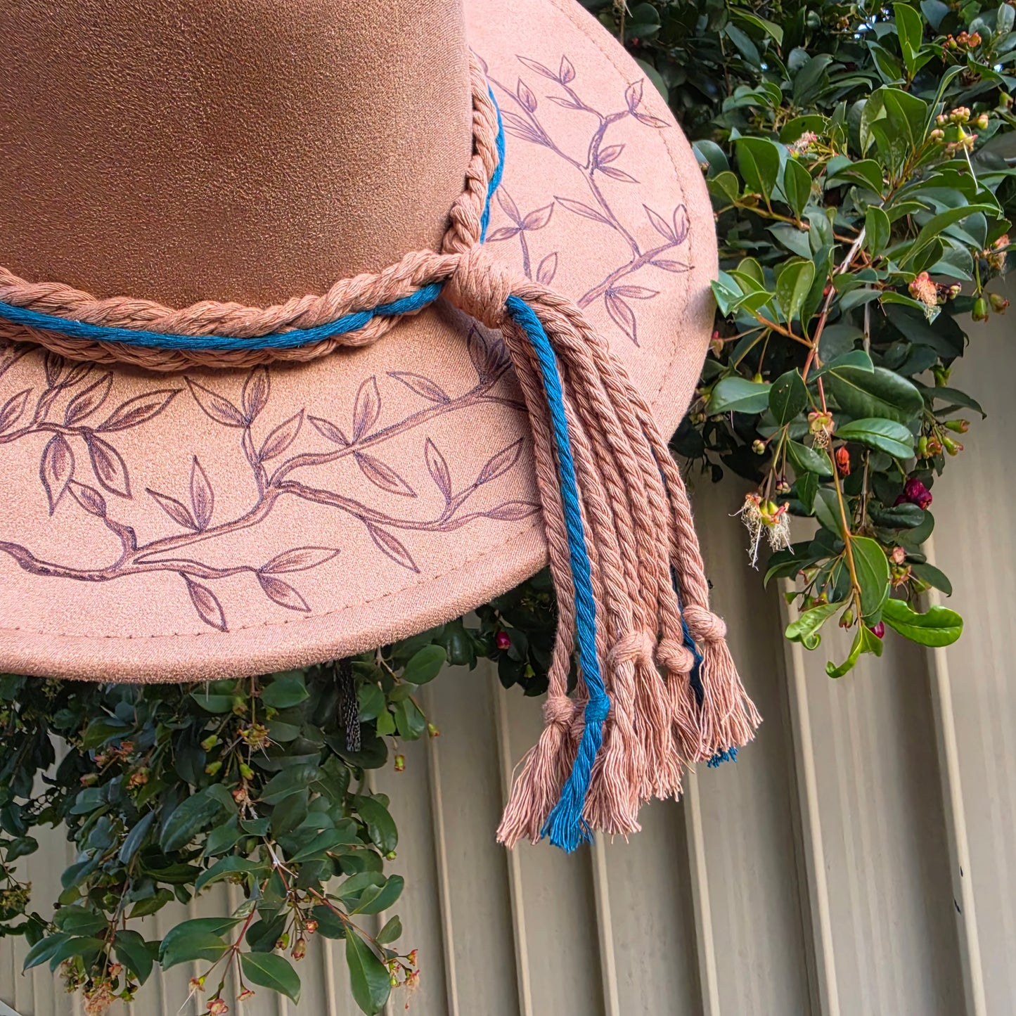 *NEW 017 Brown Kookaburra Painted