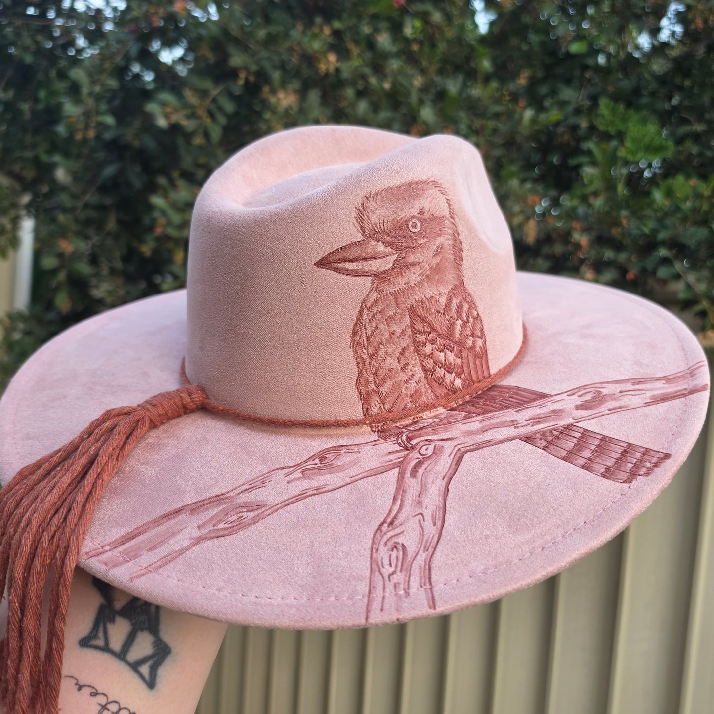 *NEW 019 Blush Kookaburra w/ Gum Leaves